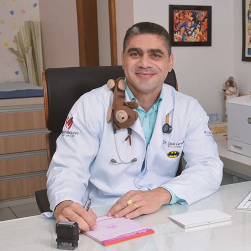 Dr. Lucas Carvalho